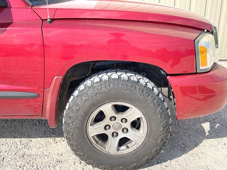 2006-dodge-dakota-image-15