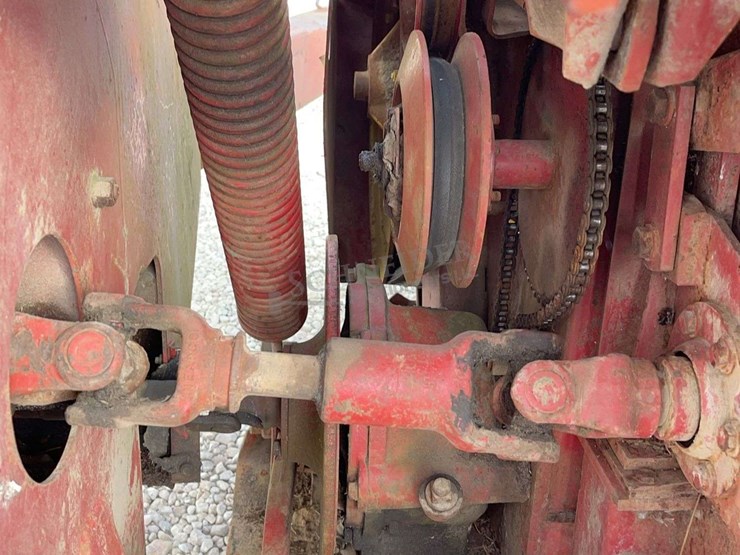 new-holland-474-image-25