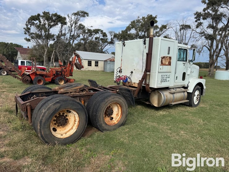 1992-international-9300-image-4