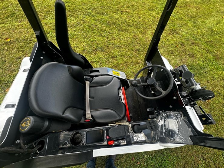 2024-bobcat-l28-image-10