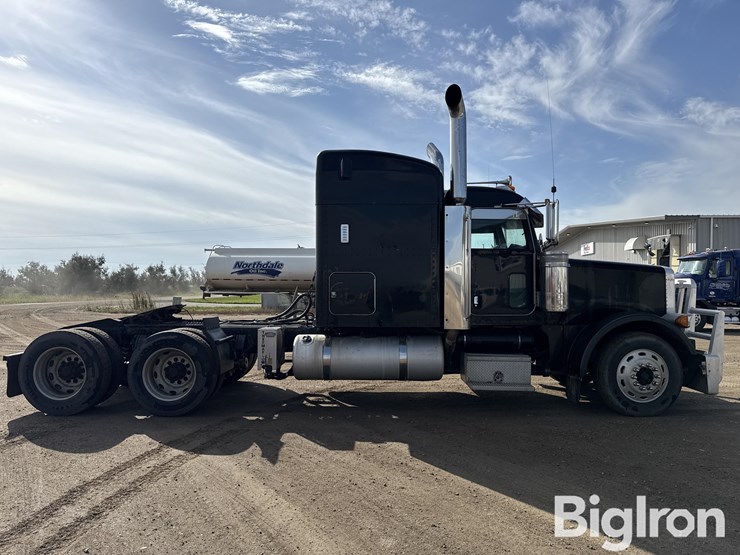 2005-peterbilt-378-image-4