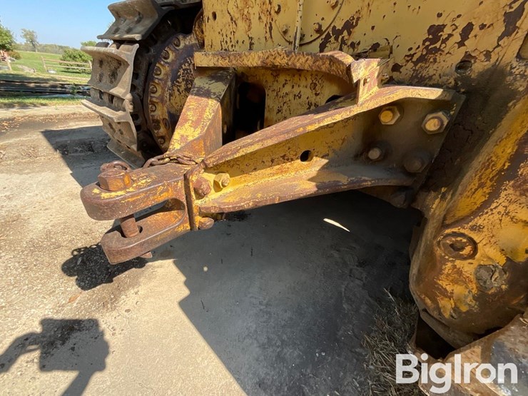 1973-caterpillar-d9g-dozer-image-19