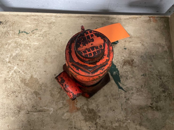 #8609-•-12-ton-bottle-jack-(cw)-image-6