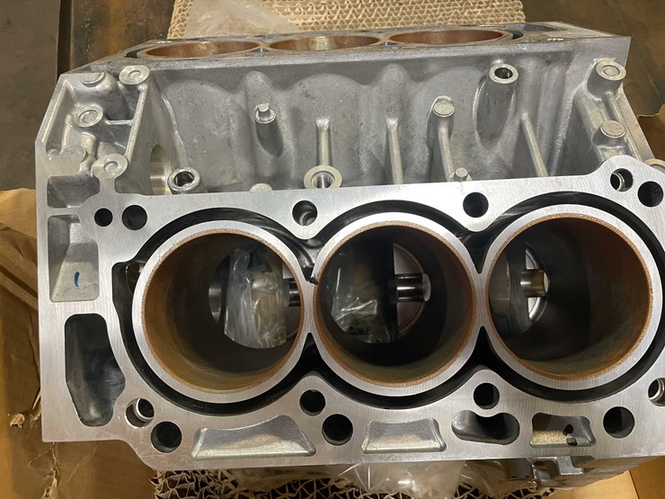 #8604-•-acura-tl-engine-block-(pr7)-image-19