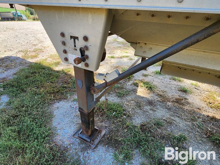 2012-timpte-grain-trailer-image-16