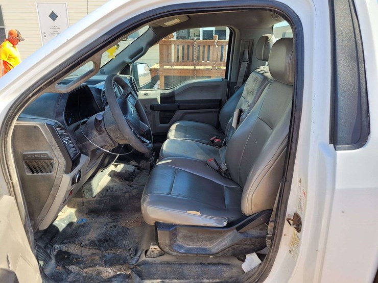 2017-ford-f150-image-7