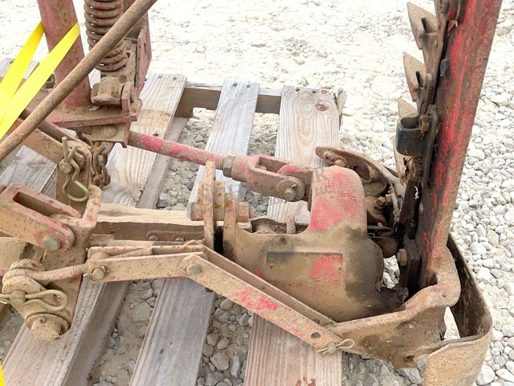 massey-ferguson-7-image-10