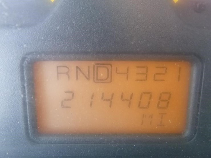 2003-international-7400-image-21