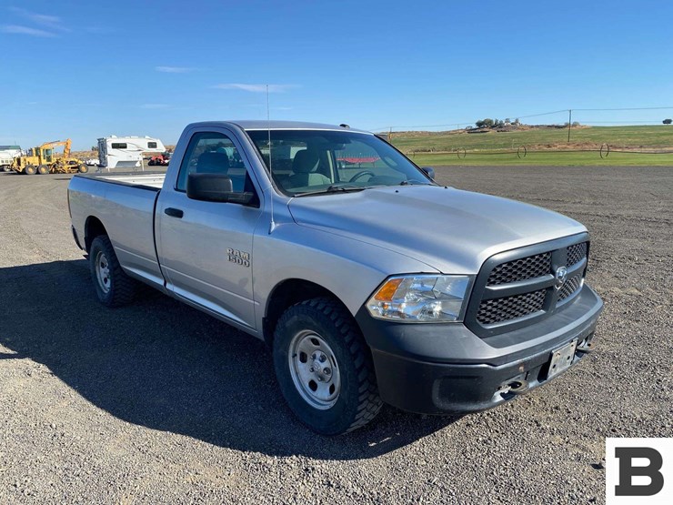 2013-ram-1500-pickup-image-7