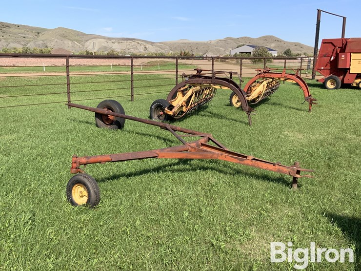 new-holland-12'-rakes-image-3