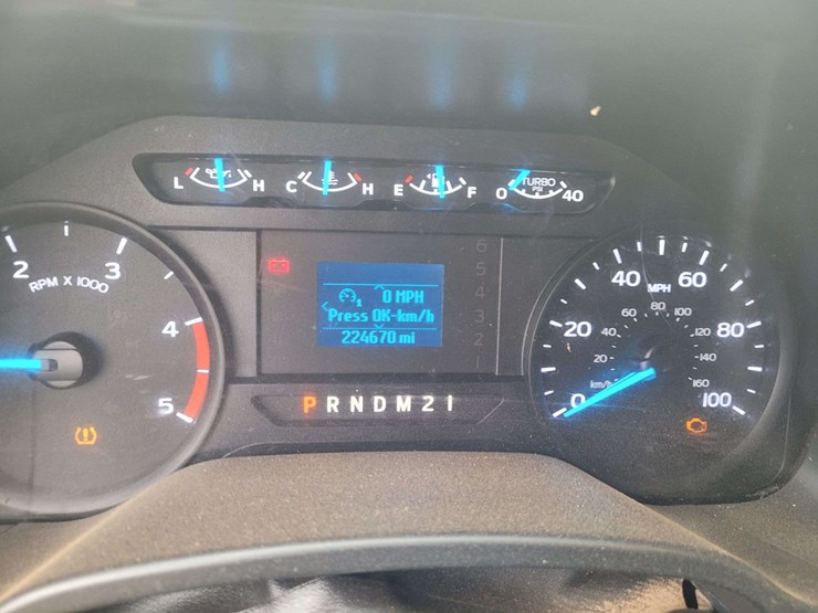 2018-ford-f350-image-21