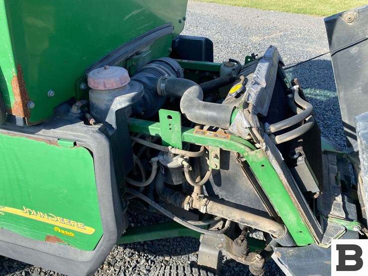john-deere-1445-image-22