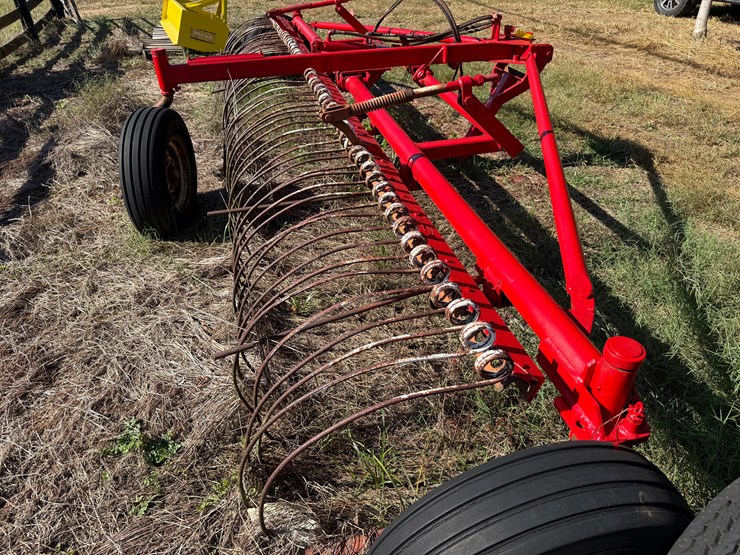 #47-•-#1002-•-18-foot-rouse-rake-image-4