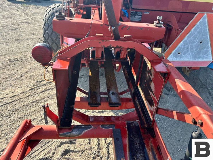 new-holland-515-image-40