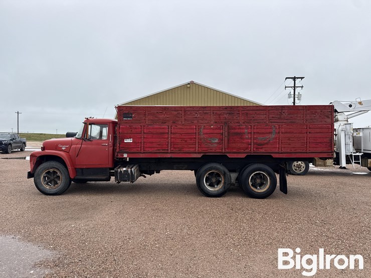 1971-international-loadstar-image-8