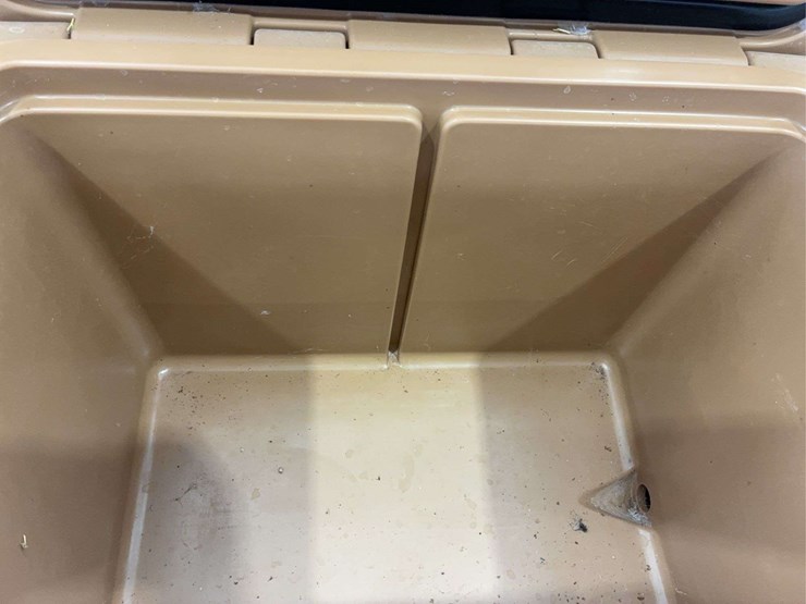 insulated-cooler-image-9