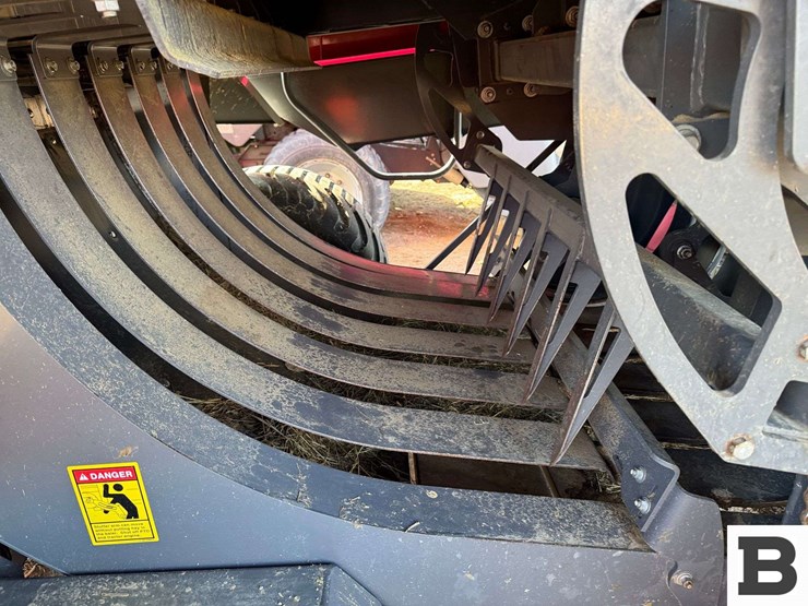 2015-massey-ferguson-2290-image-49