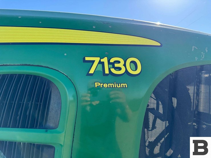 2008-john-deere-7130-image-51