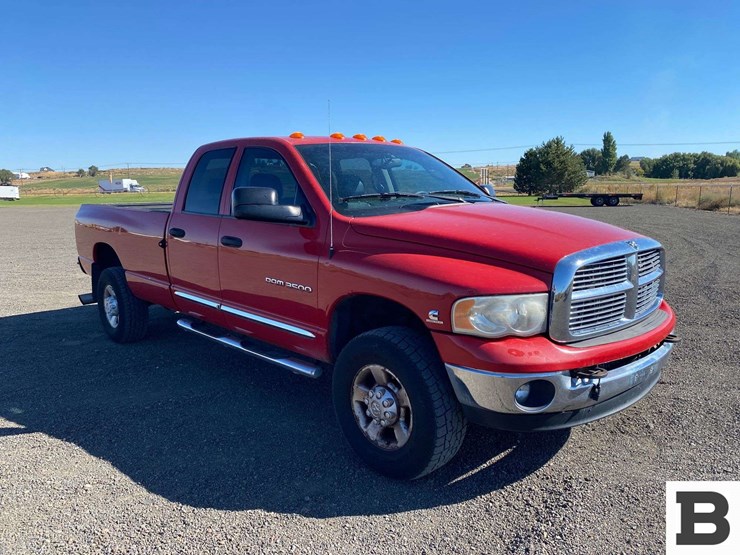 2004-dodge-ram-3500-image-9