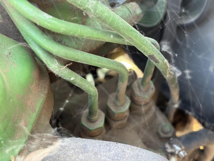 1981-john-deere-750-image-45