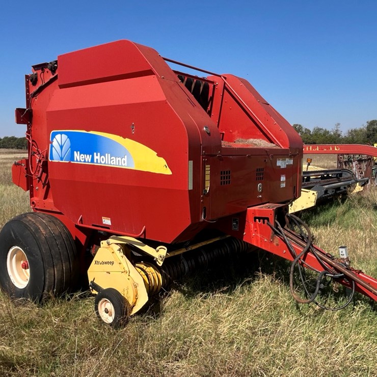 2009 NEW HOLLAND BR7090