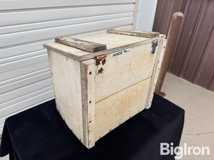 meadow-gold-antique-box-image-8