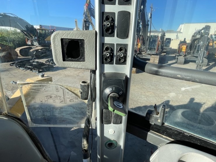 2020-volvo-l70h-image-26