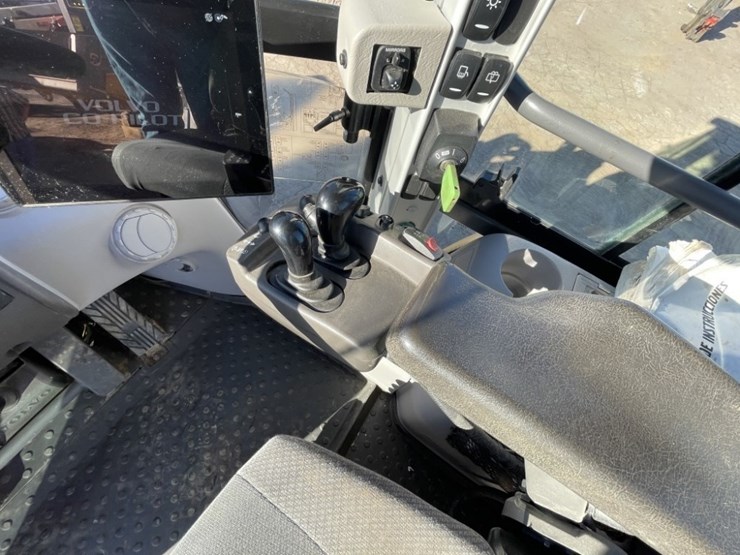 2020-volvo-l70h-image-23