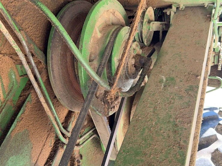 john-deere-4425-image-38