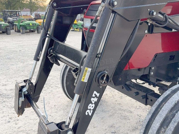 case-ih-5140-image-42