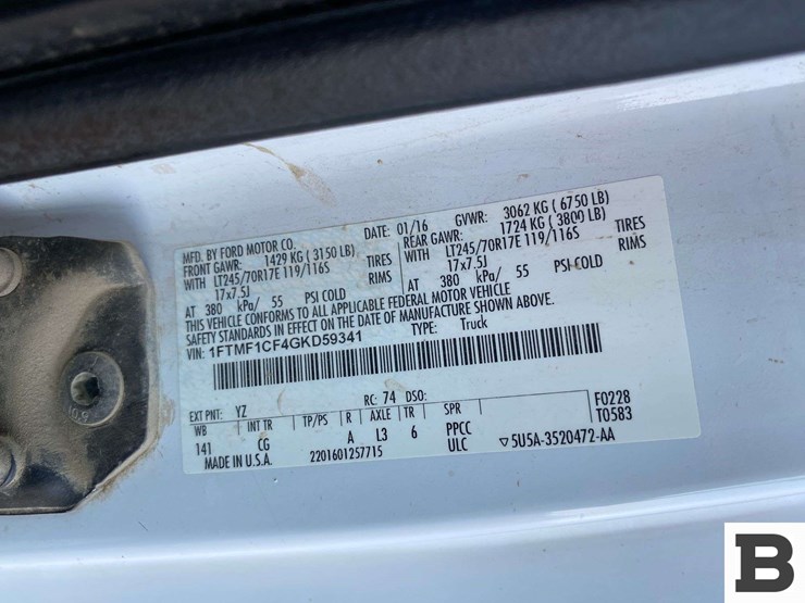 2016-ford-f150-image-31