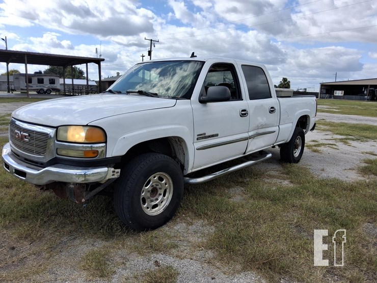 2006-gmc-sierra-2500hd-image-3