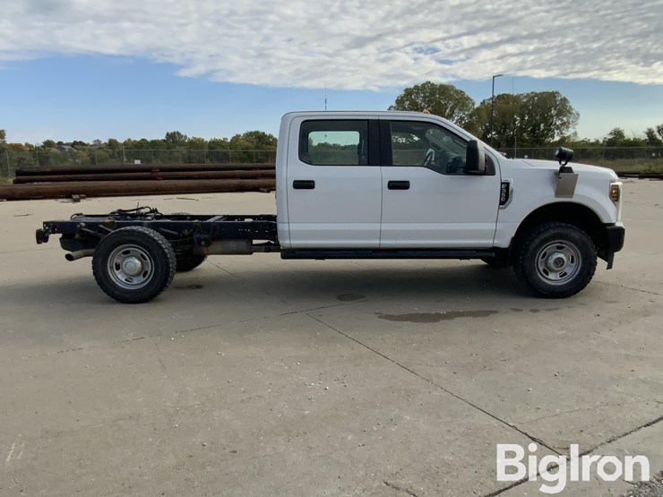2019-ford-f350-xl-image-4
