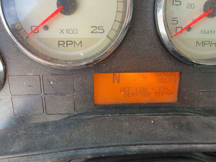 2017-international-prostar-image-49