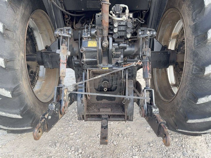 case-ih-5140-image-26