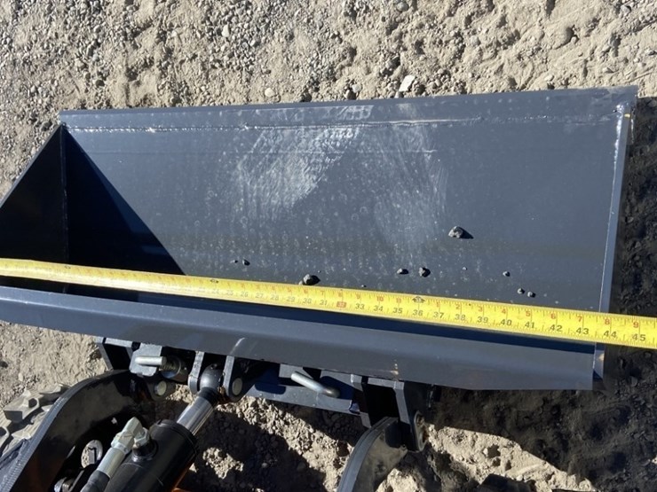 2025-kylin-ky380-mini-compact-track-loader-image-13