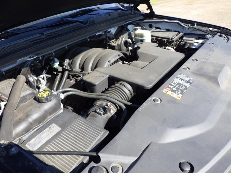 2020-chevrolet-tahoe-image-11