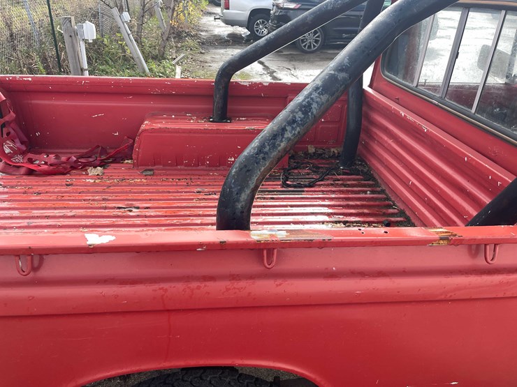 #1374-•-1976-chevrolet-luv-4x4-(has-wi-title)-(of)-image-50