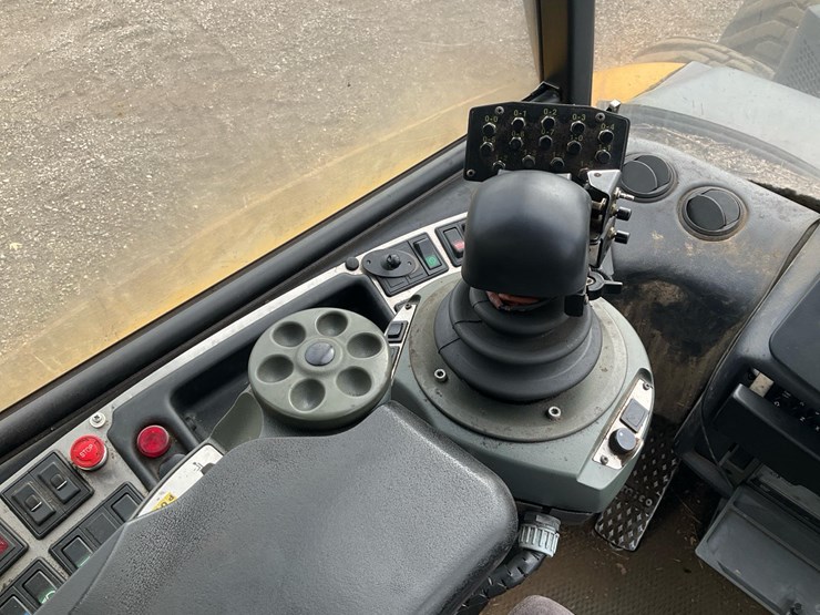 2005-ponsse-ergo-image-49