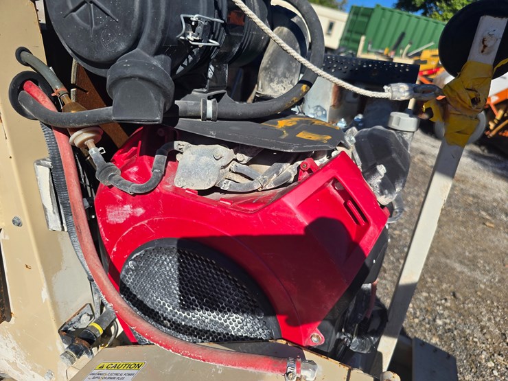 #22359-•-concrete-saw-image-17