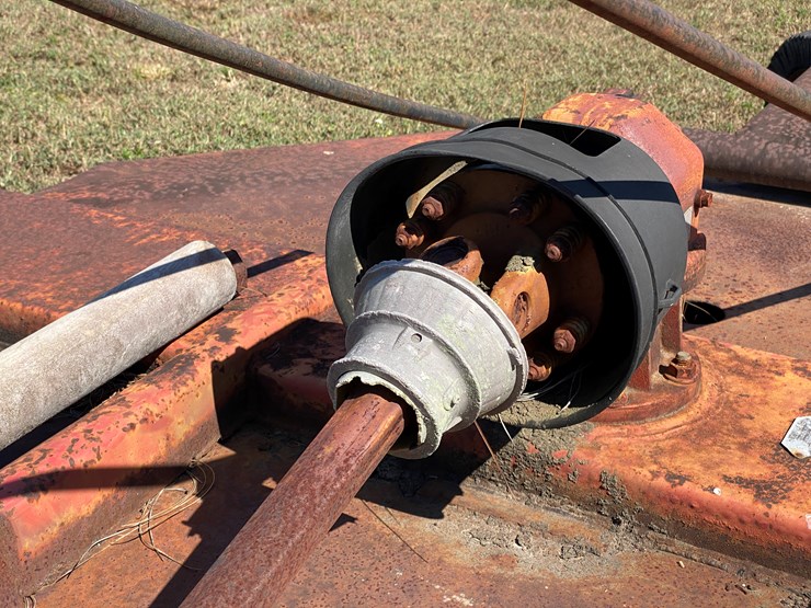 #40-•-#126-•-7’-bush-hog-image-4