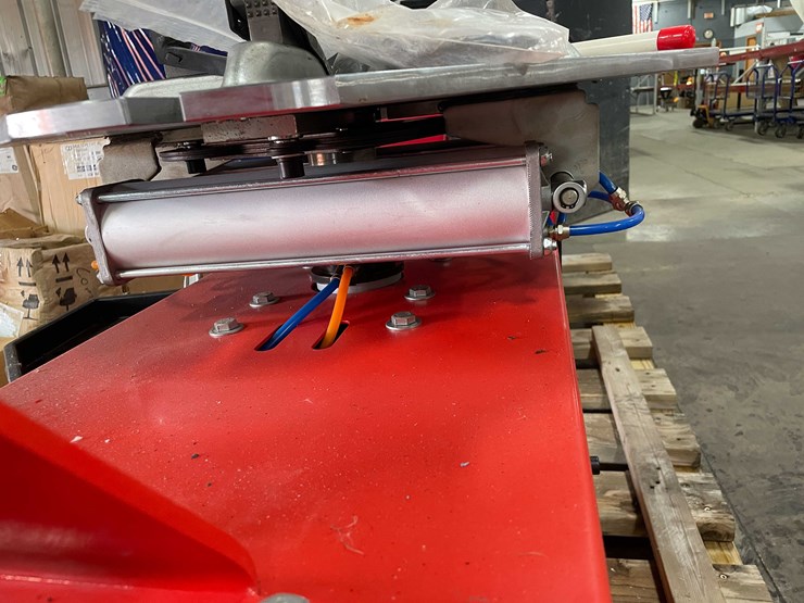 #8524-•-tire-changer-(e)-image-52