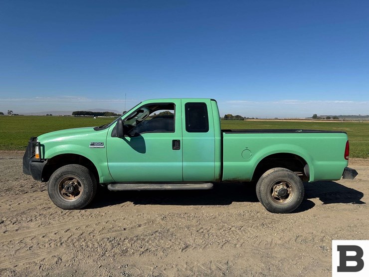 2004-ford-f350-image-4