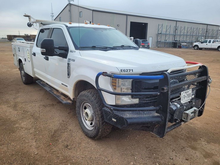 2018-ford-f350-image-3