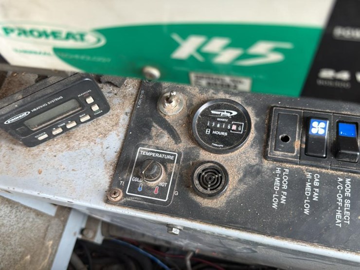 2003-timberpro-tf820e-image-17