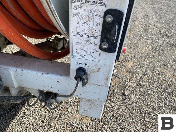 2017-mack-granite-gu713-image-14