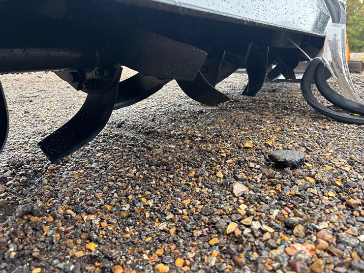 #21-•-72”-wolverine-skid-steer-tiller-image-3