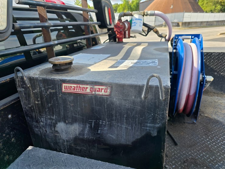 2017-gmc-sierra-3500-image-76