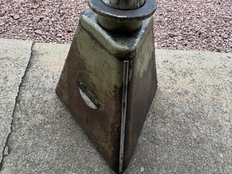 micro-precision-antique-tire-balancer-image-5