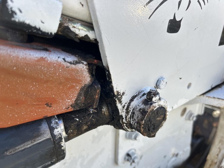 bobcat-t200-image-24